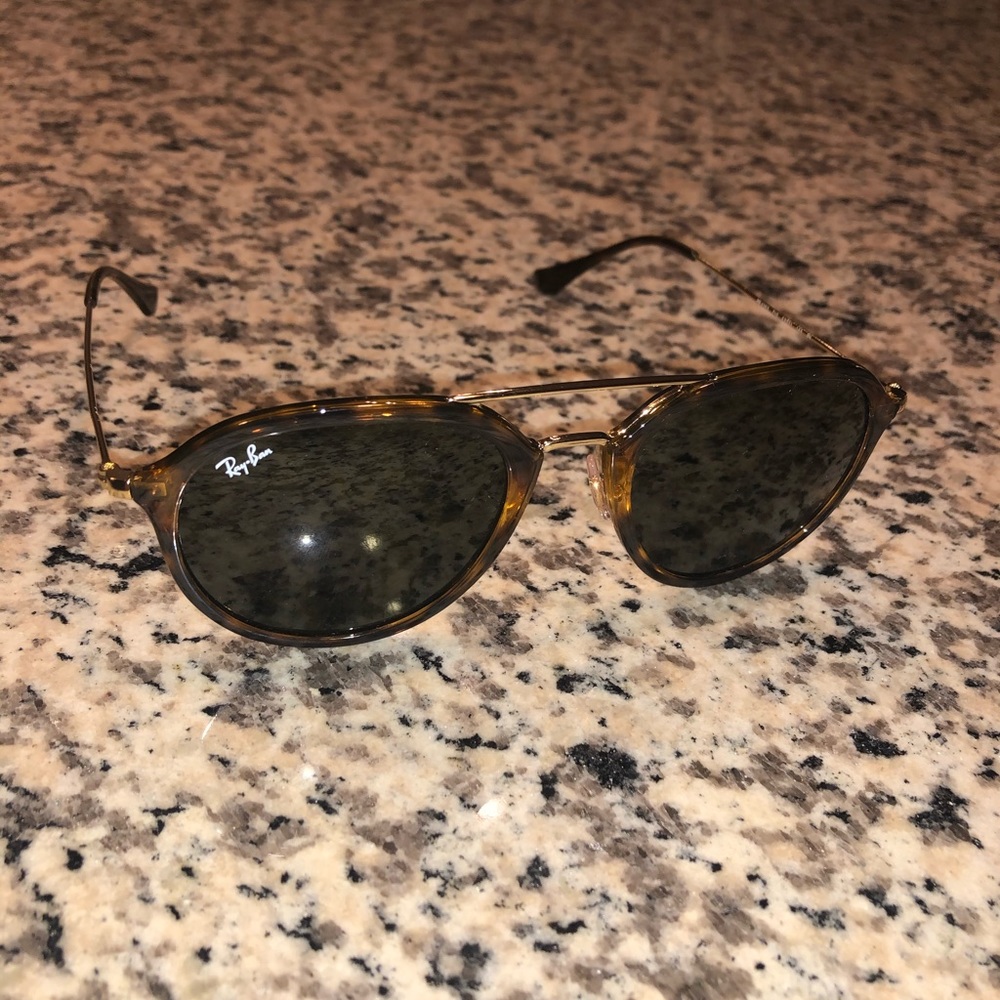 Ray Ban RB4253 Sunglasses